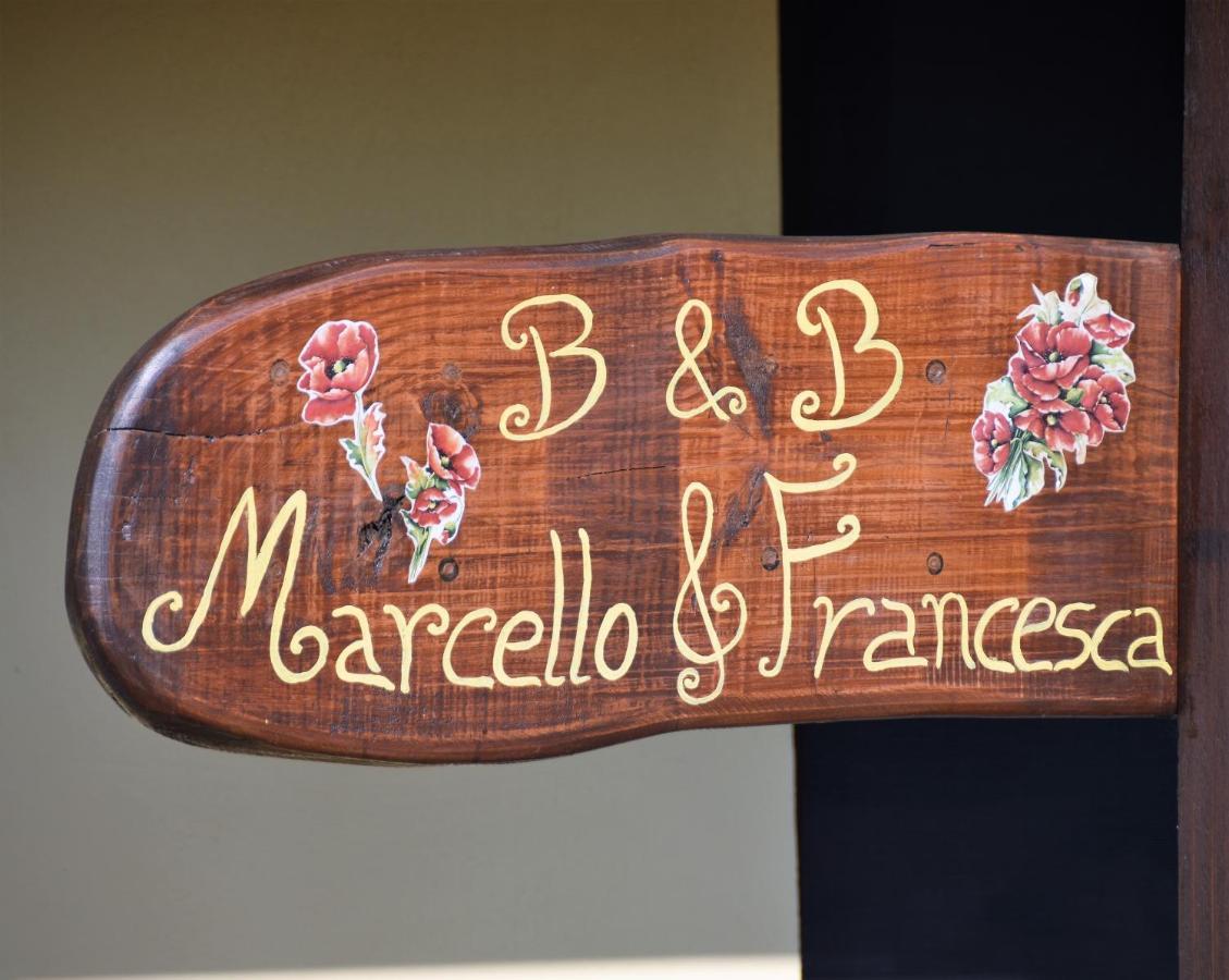 אורבינו B&B Marcello & Francesca מראה חיצוני תמונה
