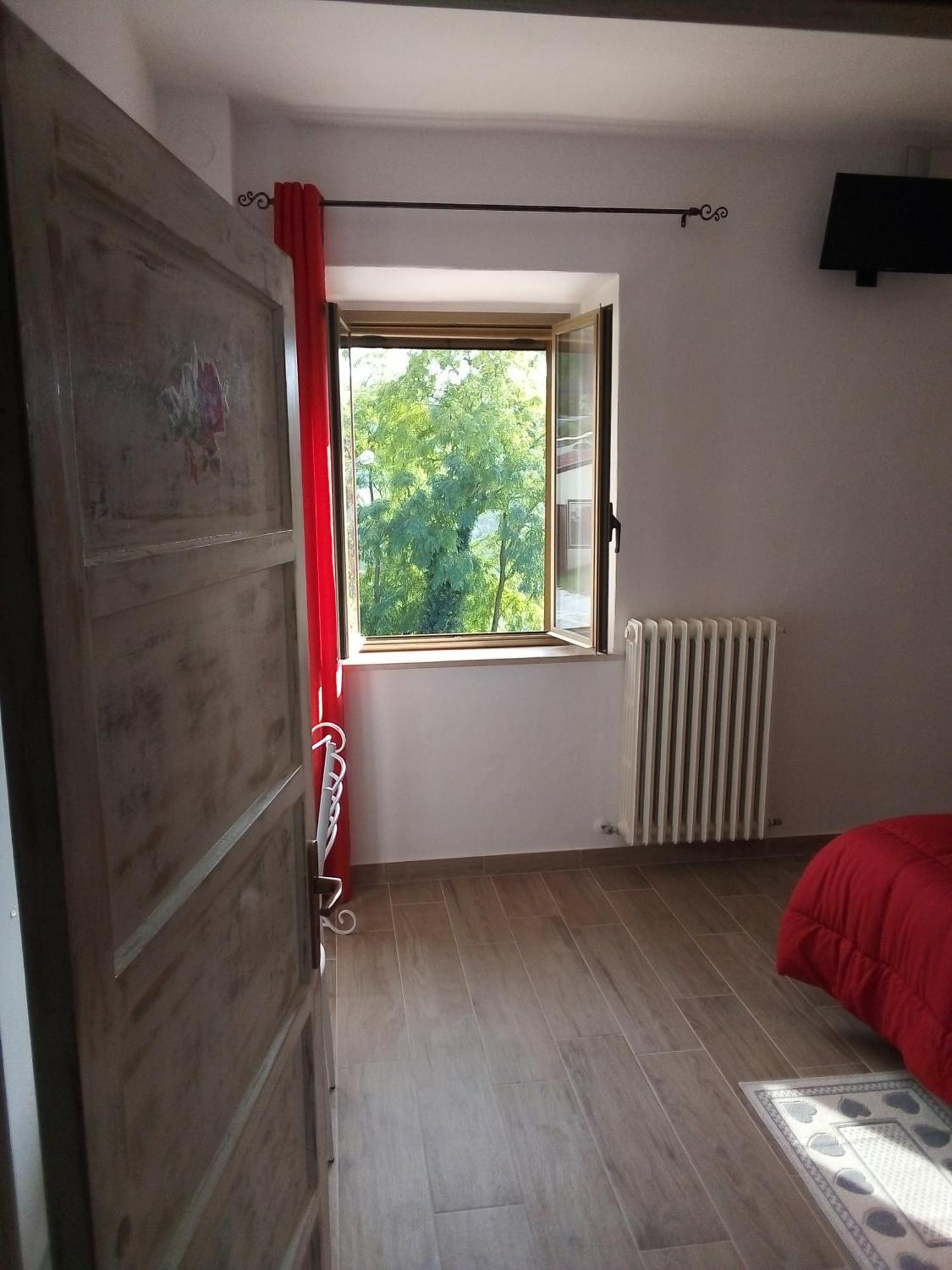 אורבינו B&B Marcello & Francesca חדר תמונה